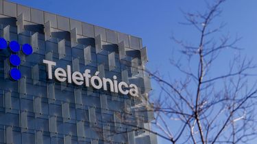 El Gobierno suspendió la compra de Telefónica