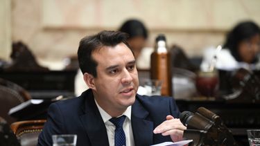acompanamos en general por responsabilidad institucional, pero marcamos limites claros