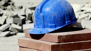 la construccion, igual de mal como en el 2001