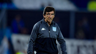 gustavo costas tiene dos incognitas en el once que enfrentara a velez