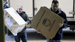 La Justicia Electoral advirtió que la Libertad Avanza ha presentado boletas insuficientes