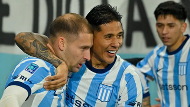 Racing venció a Gimnasia en un final con polémica y arrancó con el pie derecho