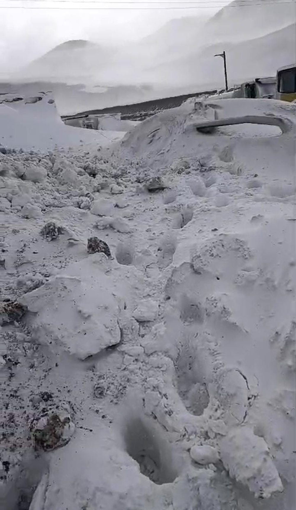 El campamento Tres Quebradas registra -27° y los operarios continúan aislados