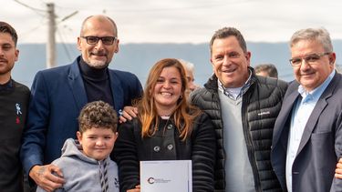 saenz y barrionuevo recorrieron las viviendas que seran licitadas en el parque la gruta 3