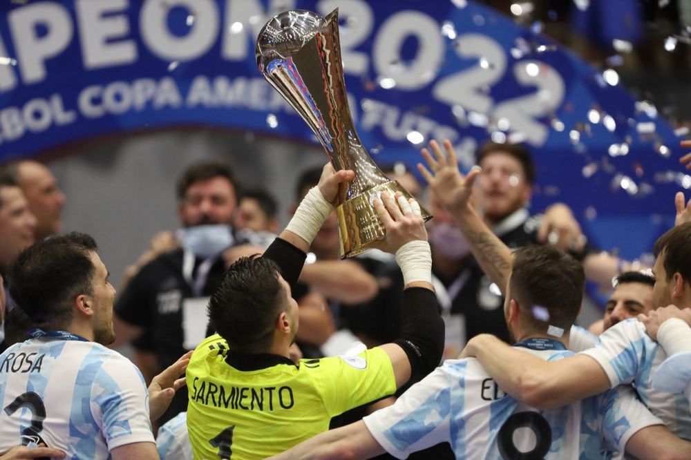 Campeones. La Selección argentina se consagra en el continente.
