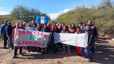 Se mantiene  el acampe frente a Casa de Gobierno