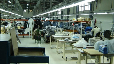 el sector textil se desploma: cayo 40% en actividad y ya cerro el 10% de las empresas