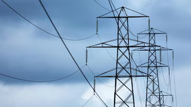 El Gobierno lanzó un plan de obras para evitar cortes de luz