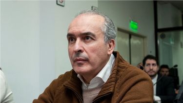 López: No me quedó otra que llevar el dinero