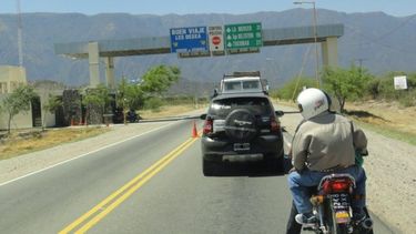 controles de rutina en los puestos camineros permitieron la deteccion de un hombre con pedido de captura