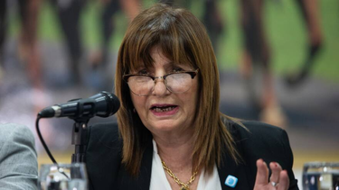 bullrich cuestiono al congreso y destaco la ayuda de ee.uu.