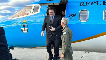 el gobierno admite que milei ya se gasto mas de 2.300 millones en sus viajes al exterior