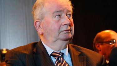 acusan a grondona de haber recibido una coima de 15 millones de dolares