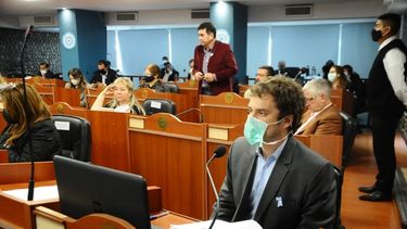 Reclaman más información sobre crédito que pide el Gobierno