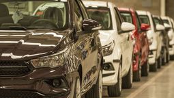 Las ventas de autos en 2020 cerrarán 15% por arriba de lo estimado