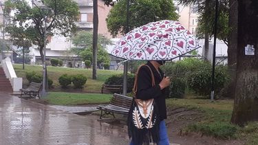 llueve desde anoche en el valle central y alrededores