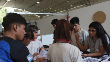 la facultad de tecnologia presento su oferta academica en la expo carreras