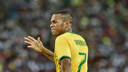 Robinho podría cumplir su condena en Brasil
