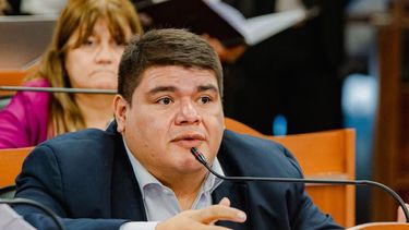 Díaz. Cruzó a Acuña