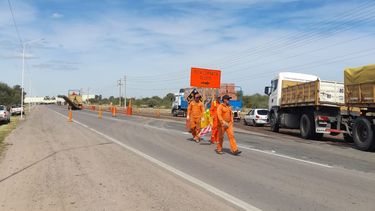 por trabajos, solicitan transitar con precaucion por ruta 157