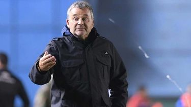 que burzaco no vuelva, en sudamerica no va a poder caminar