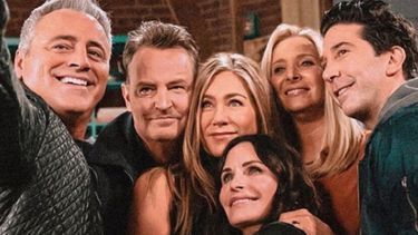 El elenco de Friends despidió a Matthew Perry.