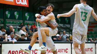 ferro y penarol, dos triunfos agonicos para seguir arriba