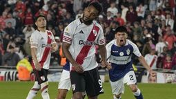 Derrota. El equipo de Núñez sufrió una nueva caída y complica su clasificación para la Libertadores.
