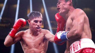 el argentino pumita martinez es campeon mundial supermosca