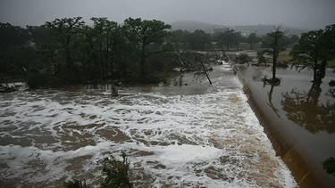 inundaciones en texas: la cifra de muertos escalo a 80 y hay mas de 40 desaparecidos