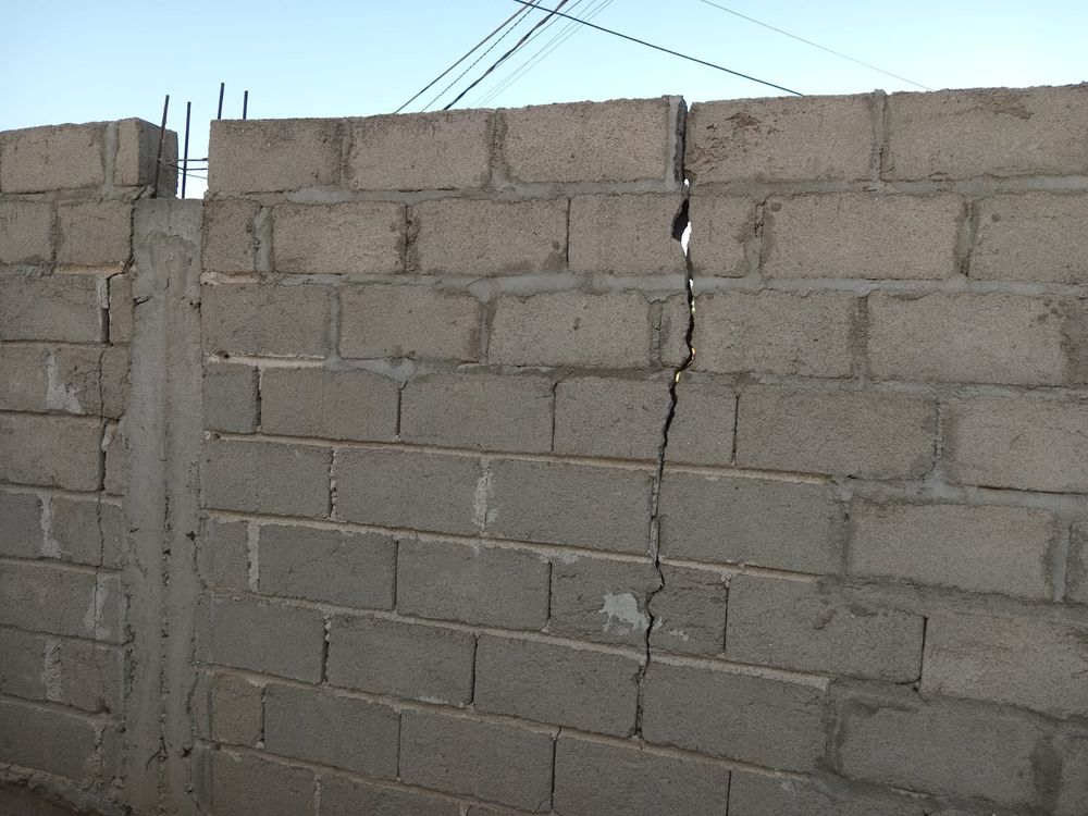grieta en vivienda del 50 vv norte 19.jpg