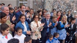 Corpacci inauguró escuela en la Ribera del Valle