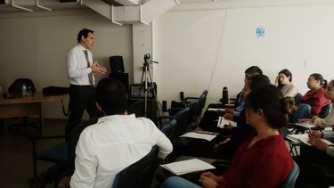 Taller para periodistas y equipos de prensa