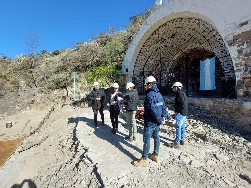 gruta visita jukio 2022 1.jpg