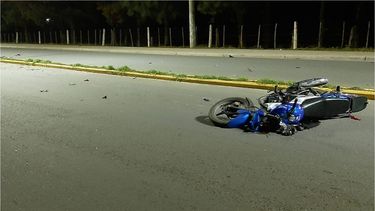 Un hombre murió tras chocar contra un poste
