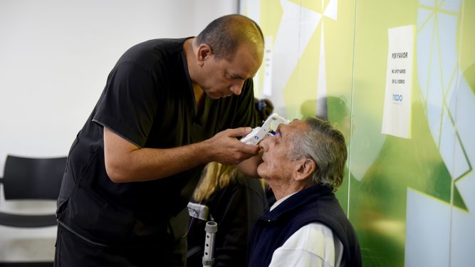 Se atendieron a casi 300 pacientes en la campaña de detección de glaucoma