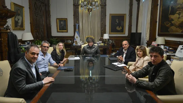 Javier Milei encabeza una nueva reunión de mesa política y se prepara para la Cadena Nacional