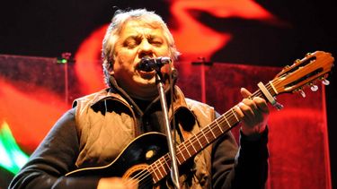 a pura chacarera, banegas se adueno de la sexta luna