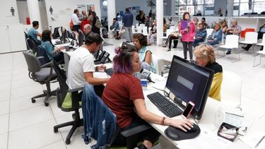 Los trabajadores estatales nacionales lograron aumento por encima de la inflación