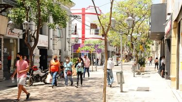 Otro récord: con 108 casos positivos, el Gobierno definió Etapa Roja hasta el lunes