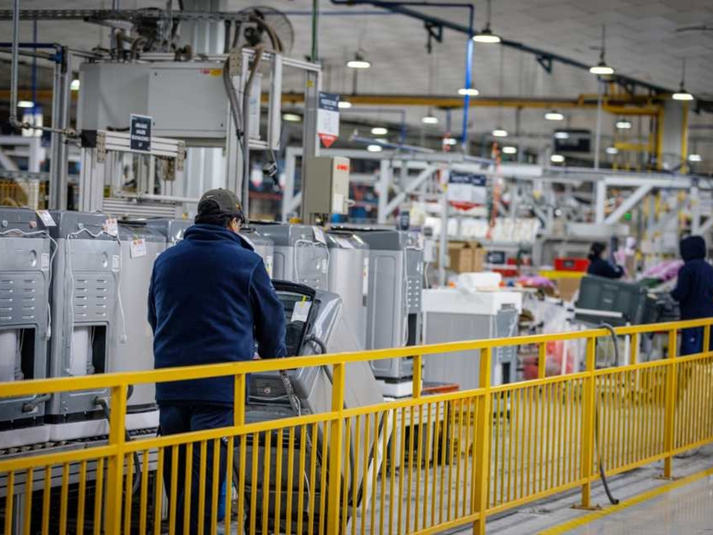 Una importante fábrica de electrodomésticos reduce a menos de un tercio su personal