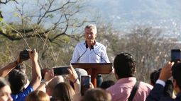 Macri cuestionó a Milei por tener un superávit fiscal de baja calidad