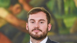 Funcionario libertario decía que el Banco Nación es una cueva de acomodados... hasta que se acomodó él