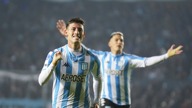 triunfo clave de racing que lo acerca a la clasificacion