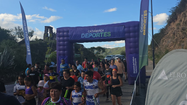 se realizo con exito la primera maraton de la familia en el rodeo