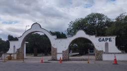 Docente denuncia maniobras dilatorias para impedir su designación como directora interina