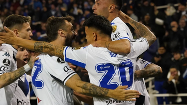 velez derroto a talleres en un final elecrizante