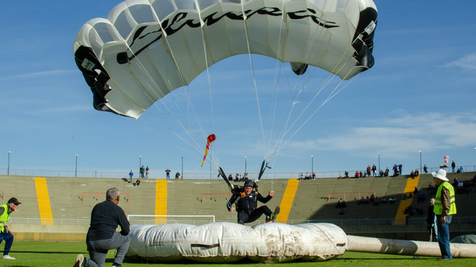 El Estadio suma propuestas al Poncho: globo aerostático, simulador de vuelos y las copas de la selección