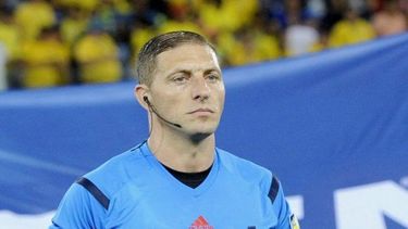 pitana dirigira honduras-suiza y un italiano para argentina