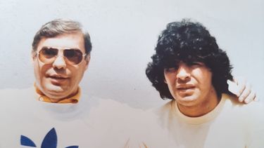 a maradona lo endiosaron por culpa de coppola, que fue lo peor que le paso en la vida